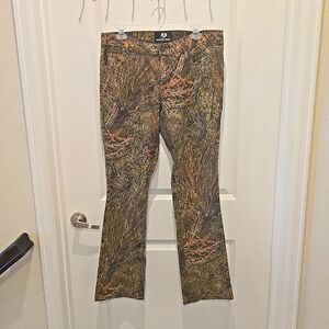 Mossy Oak Brush Camo Pants Womens Size 12 Flare Hunting Woods Outdoors Work